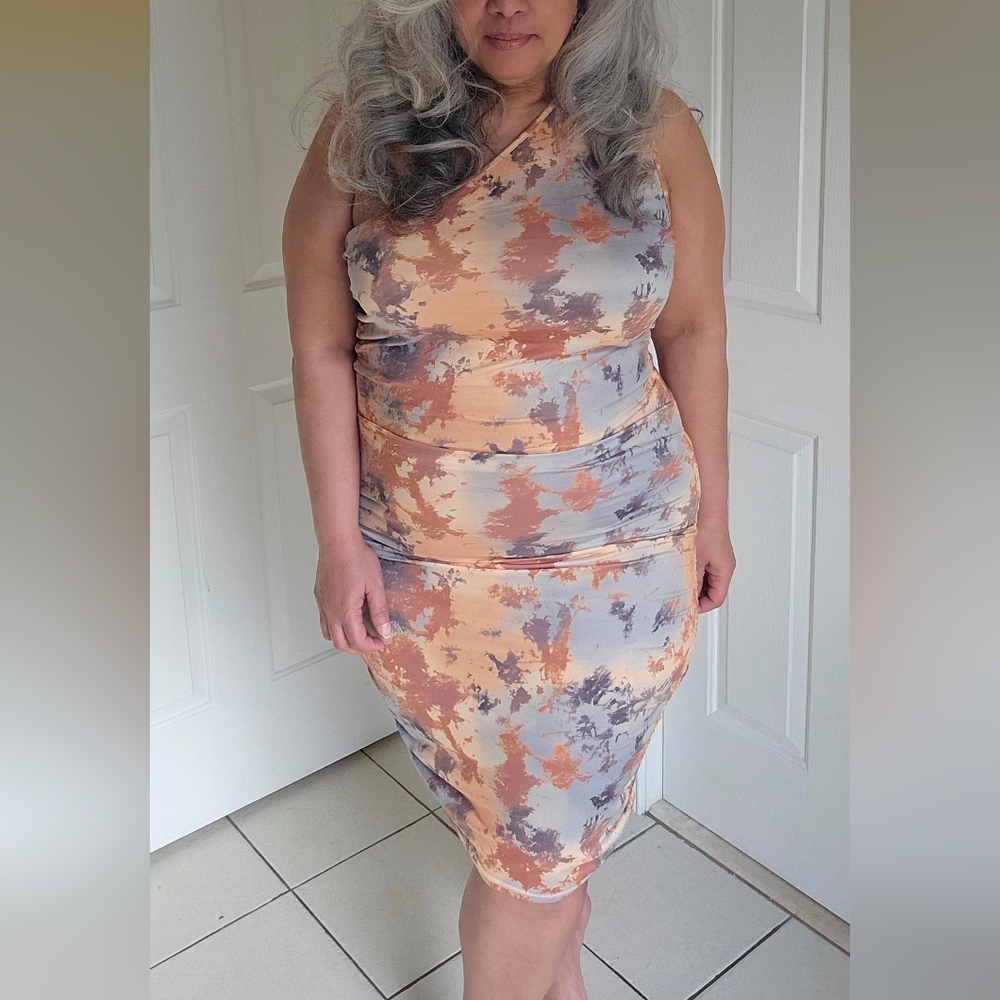 NWOT Bodycon Silhouette's one-shoulder dress. Size 3x